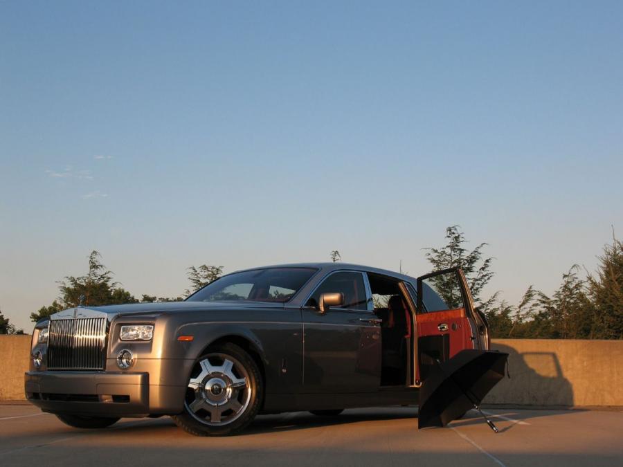  Rolls-Royce Phantom 2007 года  (фото 47 из 102)